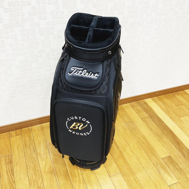 【TITLEIST】タイトリスト　キャディバッグ　 MID SIZE BAG　VOKEY　カート式　ブラック・ゴールド　9.5型　 TB20SF4-BV07【限定品】